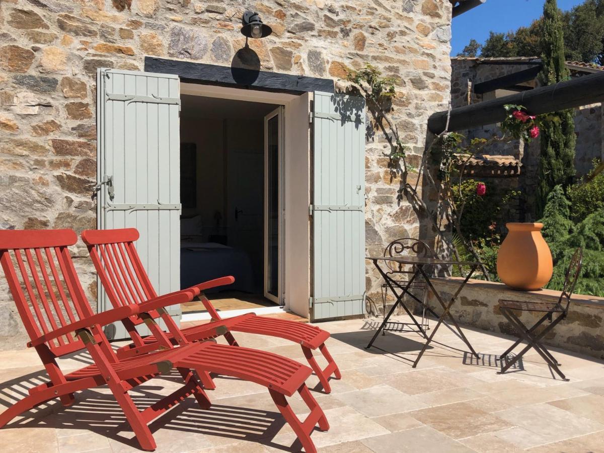 Les Aurochs Bed and Breakfast Grimaud Exteriör bild