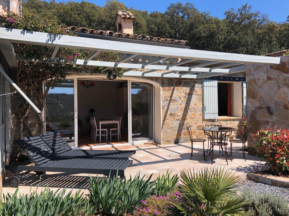 Les Aurochs Bed and Breakfast Grimaud Exteriör bild