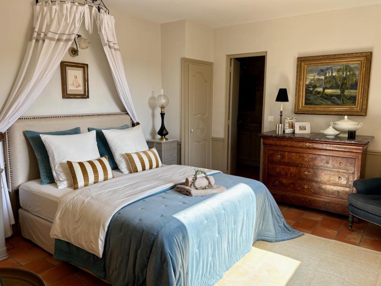 Les Aurochs Bed and Breakfast Grimaud Exteriör bild
